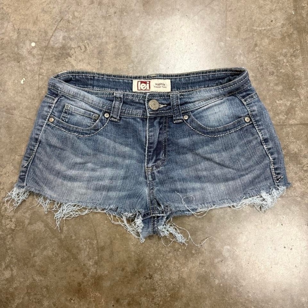 Y2K L.e.i. Distressed Mini Denim Shorts Size 5